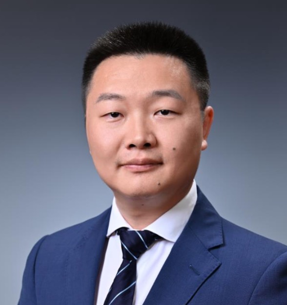 Portrait of Zhiguo Yang